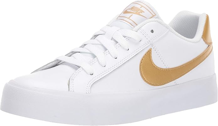 NIKE Women's Court Borough Low Basketball Shoes