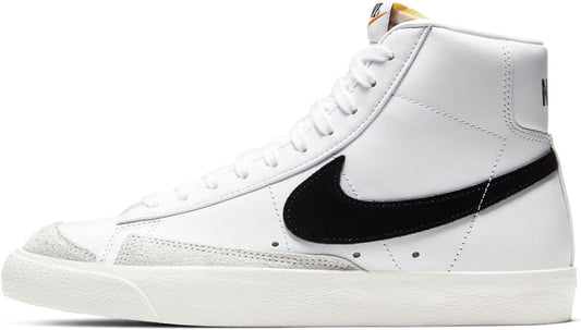 Nike Women's Sneaker, Medium